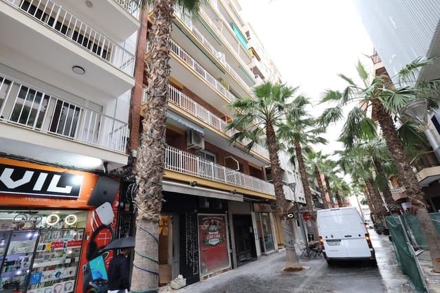 4 camera da letto Appartamento sulla Spiaggia in vendita in Parque de las Naciones, Torrevieja - 285.000 € (Rif: 9831129)