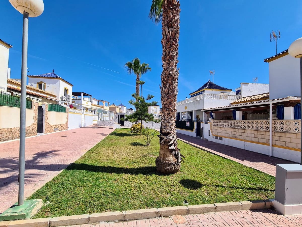 2 quarto Moradia Geminada para venda em Los Altos com piscina - 119 000 € (Ref: 9831133)