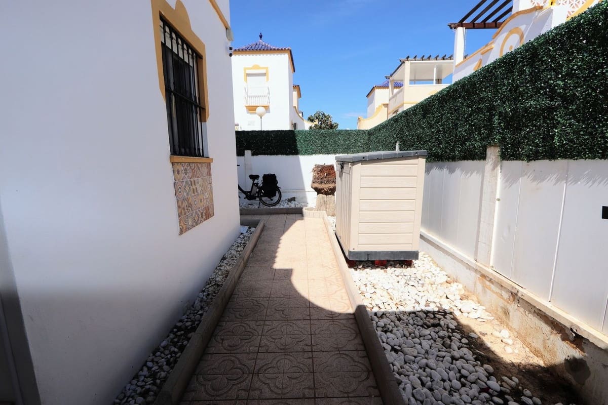 2 quarto Moradia Geminada para venda em Los Altos com piscina - 119 000 € (Ref: 9831133)