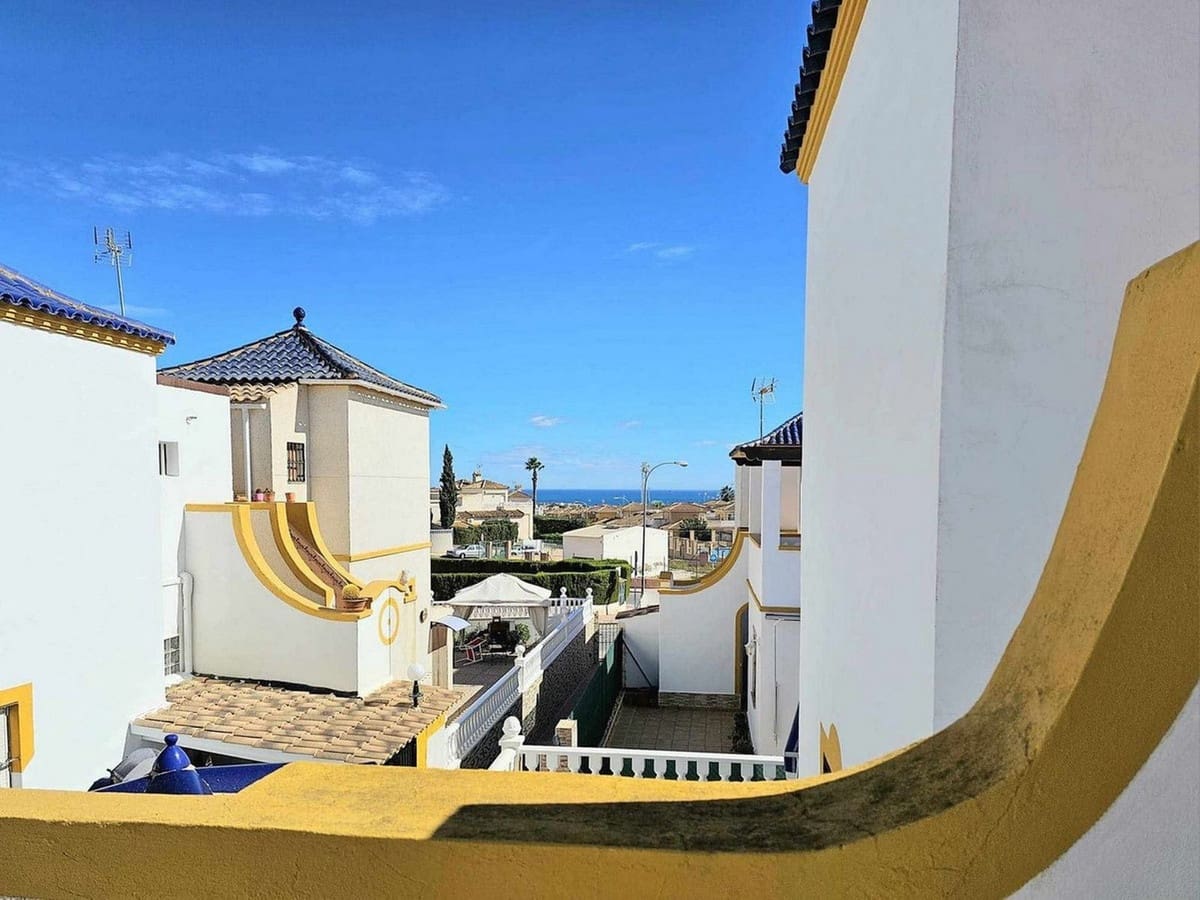 2 quarto Moradia Geminada para venda em Los Altos com piscina - 119 000 € (Ref: 9831133)