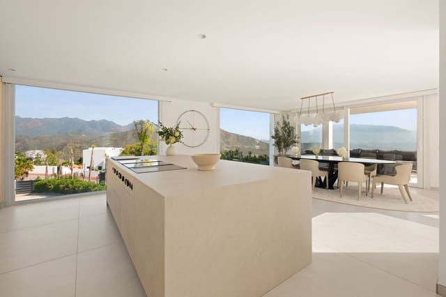 4 quarto Moradia para venda em La Mairena, Ojen com piscina garagem - 2 899 000 € (Ref: 9833529)