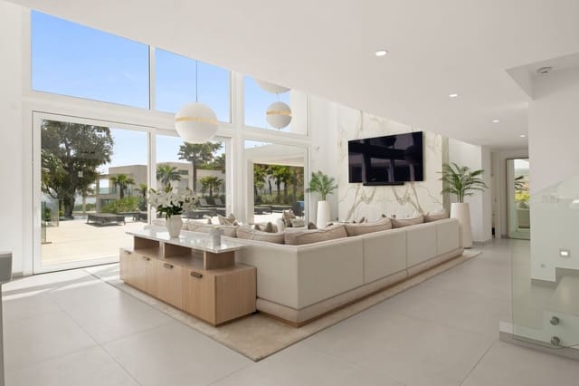 4 quarto Moradia para venda em La Mairena, Ojen com piscina garagem - 2 899 000 € (Ref: 9833529)
