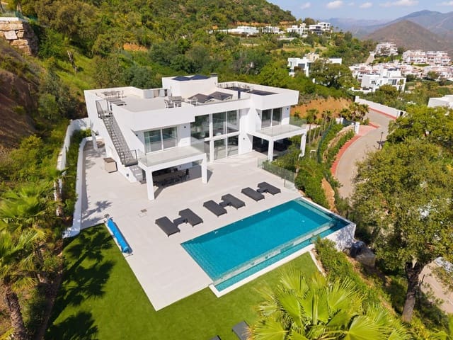 4 quarto Moradia para venda em La Mairena, Ojen com piscina garagem - 2 899 000 € (Ref: 9833529)