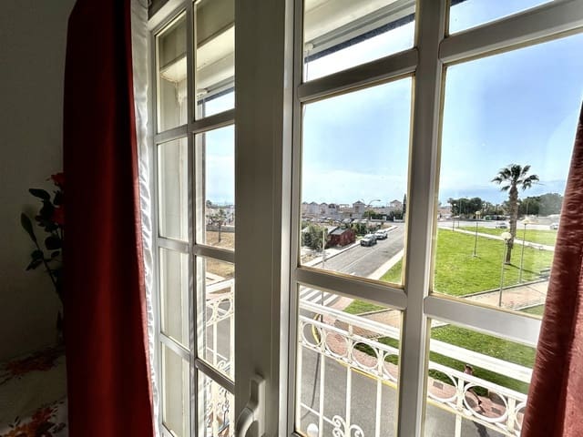 2 Zimmer Apartment zu verkaufen in Punta Prima, Torrevieja mit Garage - 185.000 € (Ref: 9833550)