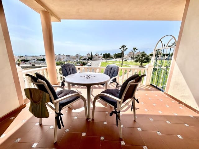 2 Zimmer Apartment zu verkaufen in Punta Prima, Torrevieja mit Garage - 185.000 € (Ref: 9833550)