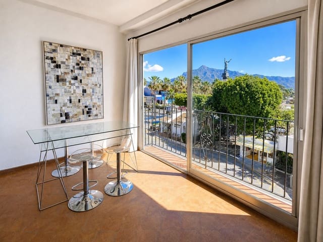 1 sypialnia Apartament przy plaży na sprzedaż w Casco Antiguo, Marbella - 656 000 € (Ref: 9836251)