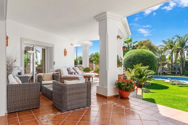 6 Zimmer Villa zu verkaufen in El Paraíso, Benahavís mit Pool - 2.690.000 € (Ref: 9836252)