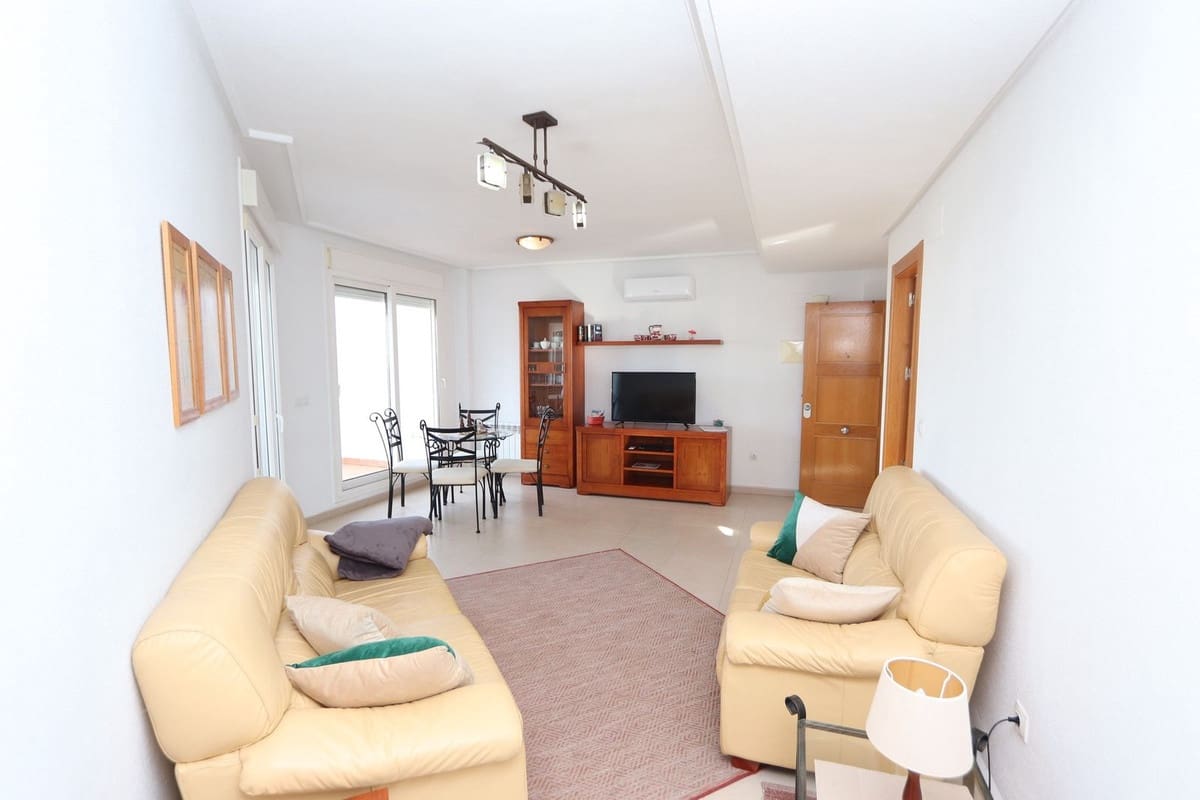 2 sypialnia Apartament na sprzedaż w La Torre Golf Resort z basenem garażem - 170 000 € (Ref: 9836253)