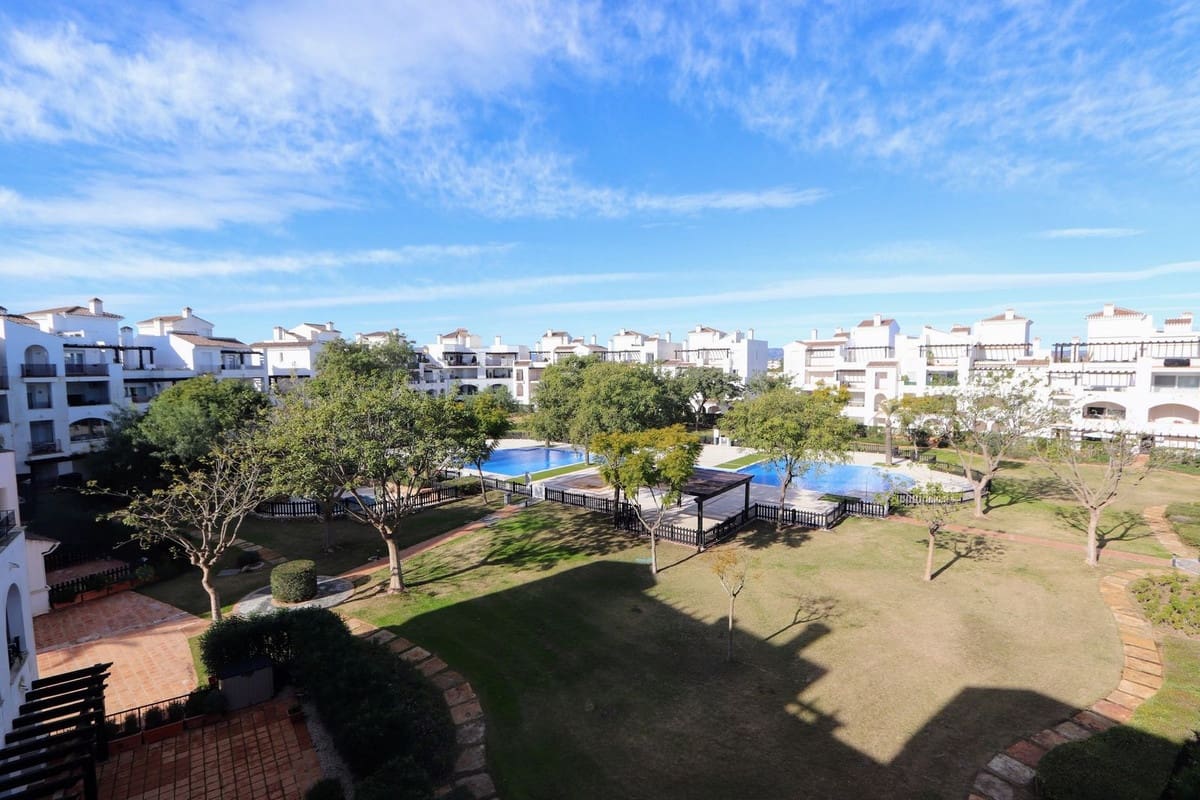 2 sypialnia Apartament na sprzedaż w La Torre Golf Resort z basenem garażem - 170 000 € (Ref: 9836253)
