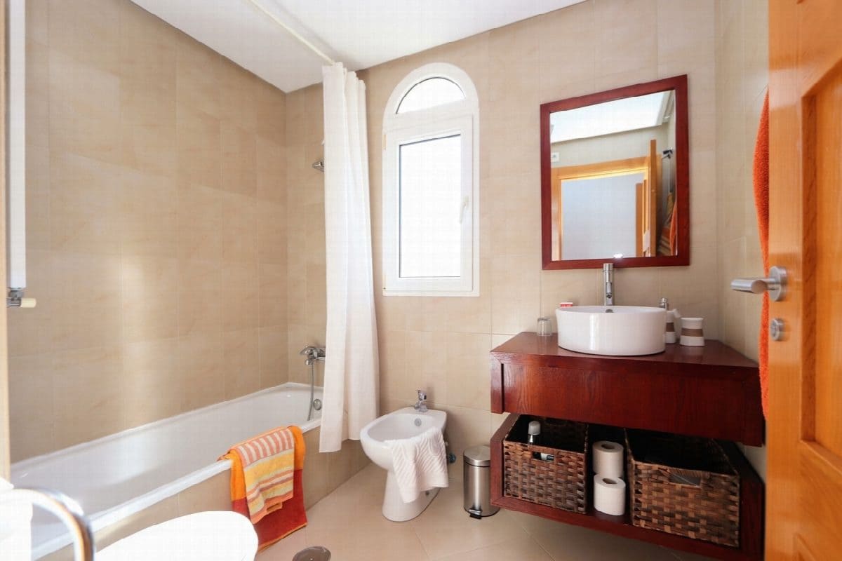 2 bedroom Apartment for sale in La Torre Golf Resort with pool - € 170,000 (Ref: 9836253)