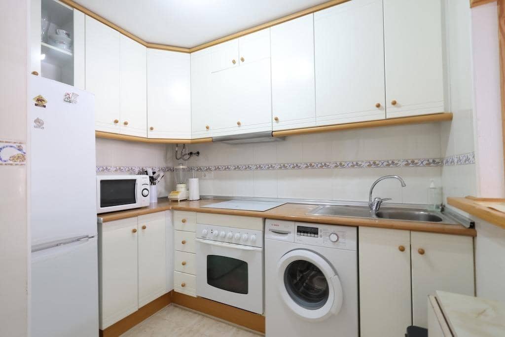 2 bedroom Apartment for sale in Torrevieja with pool garage - € 240,000 (Ref: 9836256)