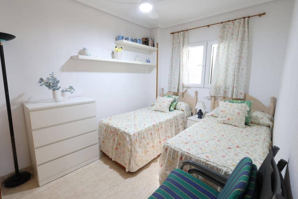 2 bedroom Apartment for sale in Torrevieja with pool garage - € 240,000 (Ref: 9836256)