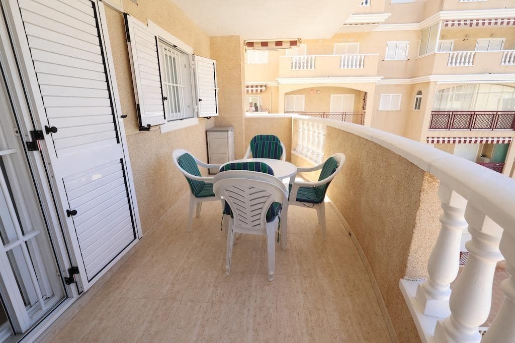 2 bedroom Apartment for sale in Torrevieja with pool garage - € 240,000 (Ref: 9836256)