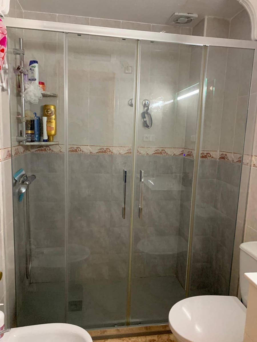 3 bedroom Villa for sale in Orihuela Costa with pool - € 185,500 (Ref: 9836263)
