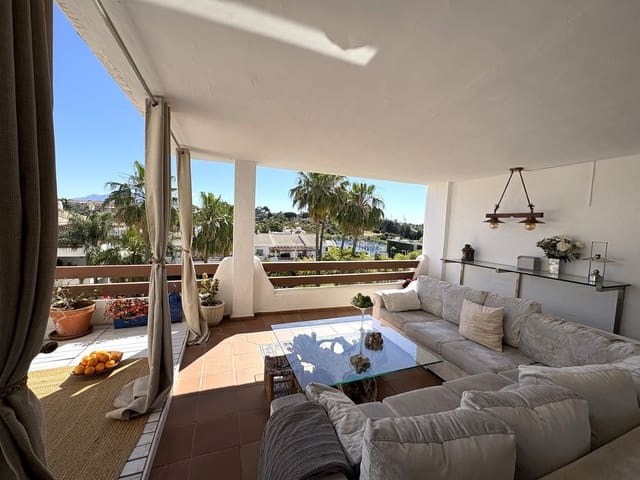 2 slaapkamer Halfvrijstaande villa te koop in Selwo, Estepona met zwembad - € 349.000 (Ref: 9839088)