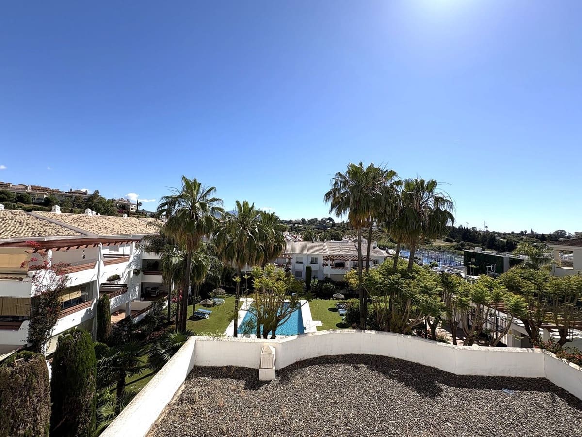 2 bedroom Apartment for sale in New Golden Mile with pool - € 349,000 (Ref: 9839088)
