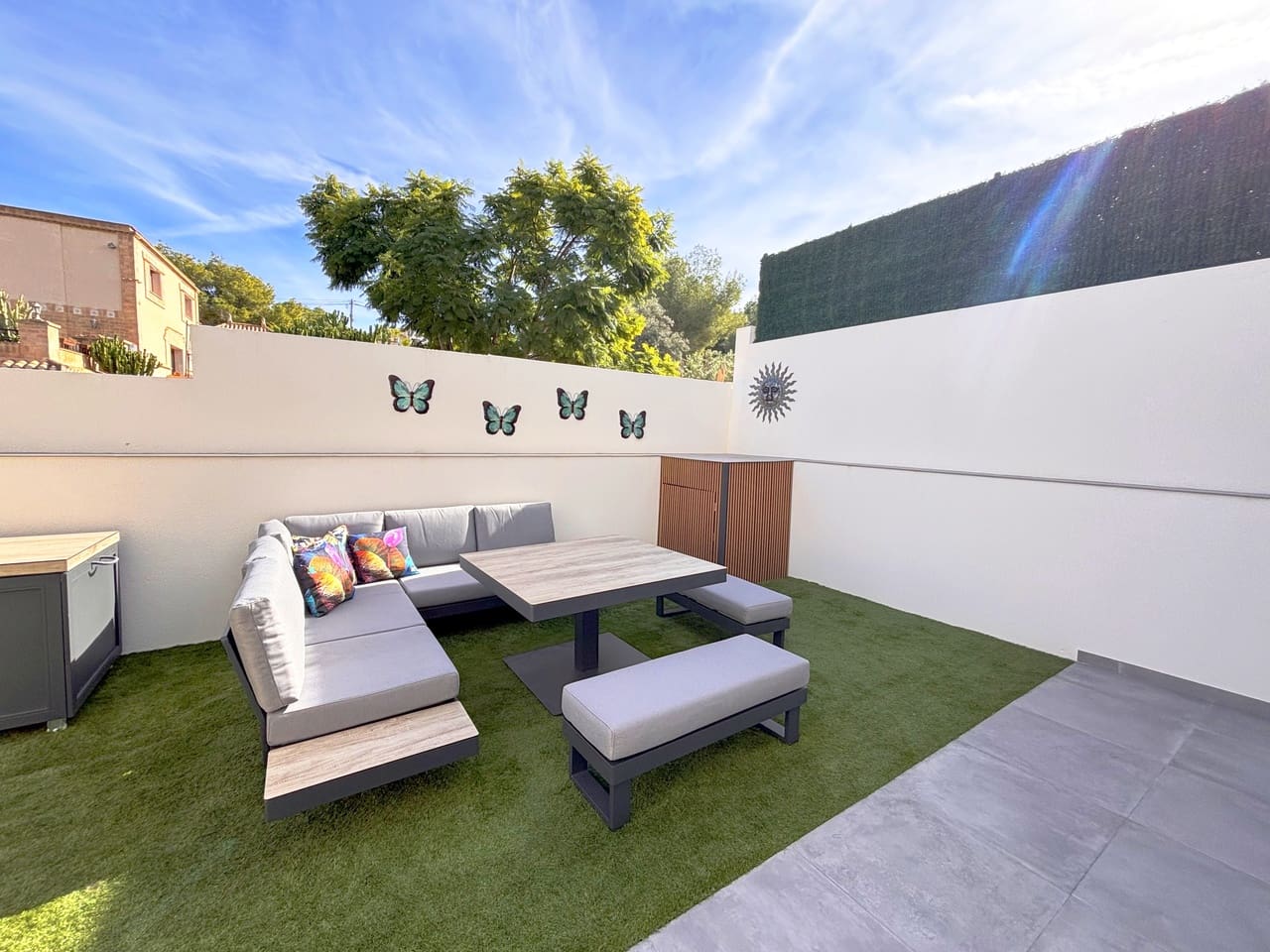 2 bedroom Villa for sale in Villamartin with garage - € 434,950 (Ref: 9839100)
