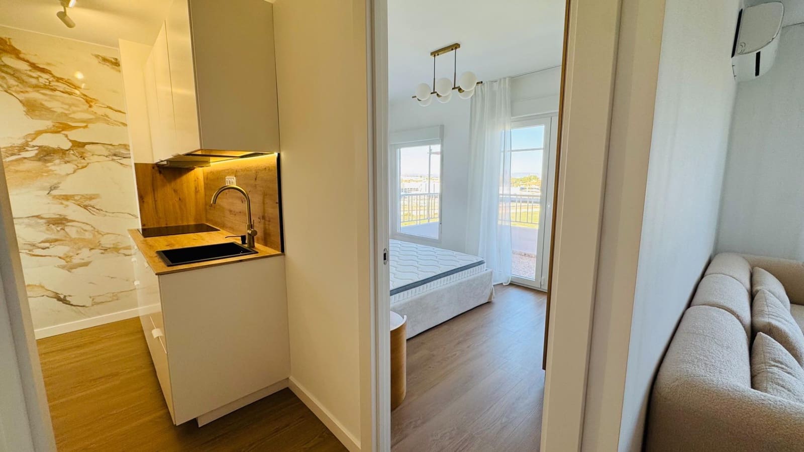2 camera da letto Attico in vendita in Torrevieja con piscina - 235.000 € (Rif: 9839106)