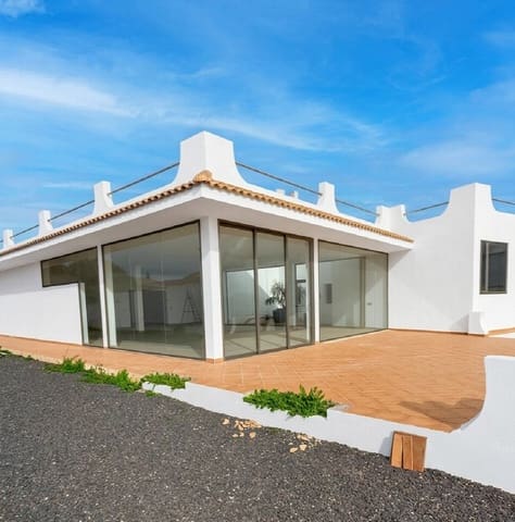 5 sovrum Villa till salu i Triquivijate, Antigua med pool - 590 000 € (Ref: 9839108)