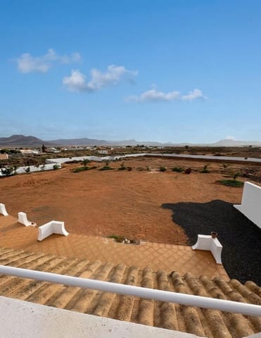 5 sovrum Villa till salu i Triquivijate, Antigua med pool - 590 000 € (Ref: 9839108)