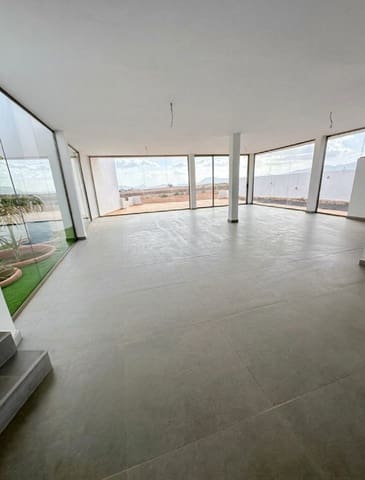 5 sovrum Villa till salu i Triquivijate, Antigua med pool - 590 000 € (Ref: 9839108)