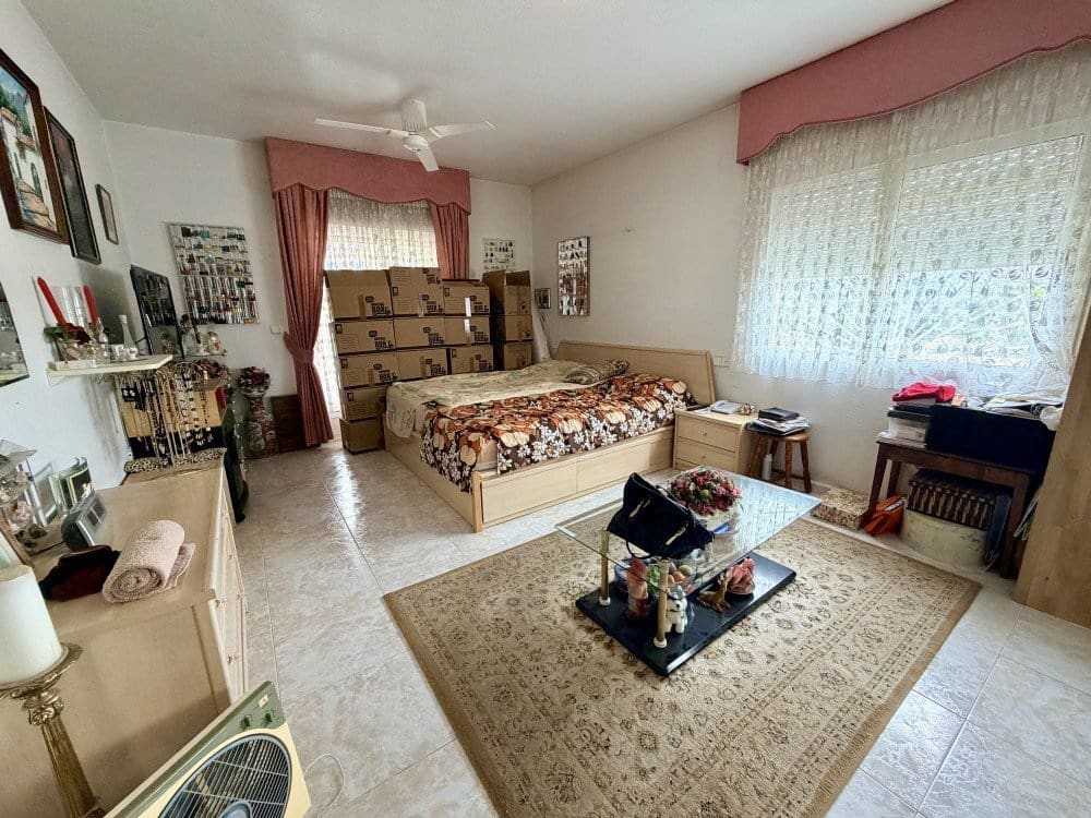 4 chambre Villa/Maison à vendre à Ciudad Quesada avec garage - 416 000 € (Ref: 9840312)