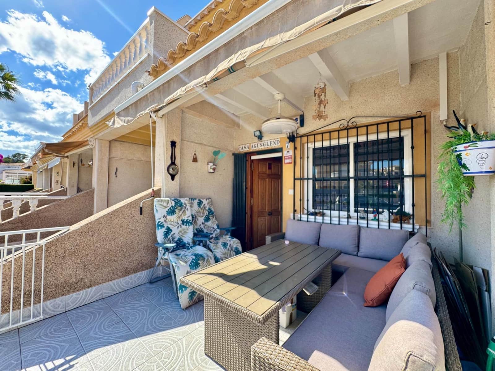 3 bedroom Townhouse for sale in Orihuela Costa with pool - € 195,000 (Ref: 9840314)