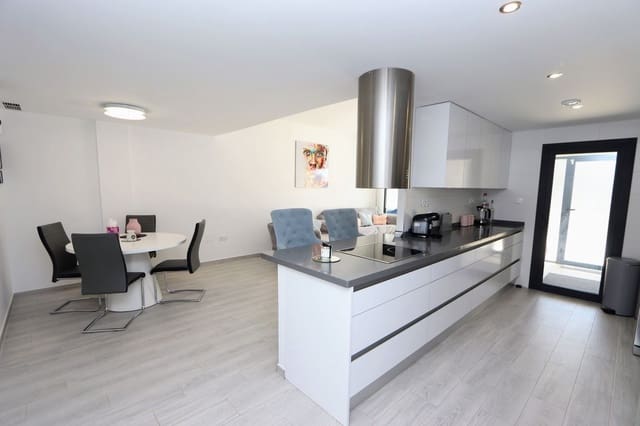 3 soverom Leilighet til salgs i Villamartin, Orihuela med svømmebasseng garasje - € 320 000 (Ref: 9842800)
