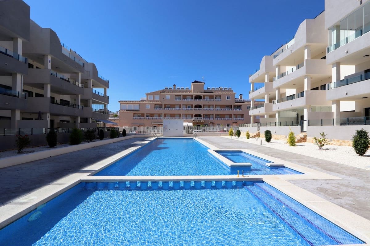3 bedroom Apartment for sale in Orihuela with pool garage - € 320,000 (Ref: 9842800)