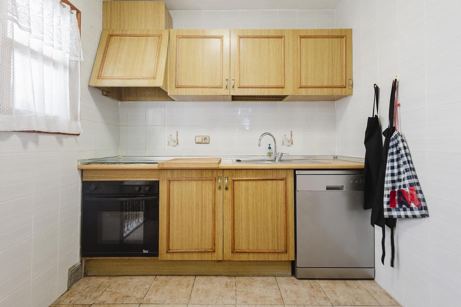 2 chambre Penthouse à vendre à Torrevieja avec garage - 159 990 € (Ref: 9842802)