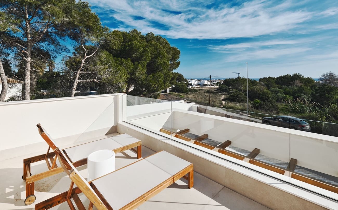 3 soverom Villa til salgs i Orihuela Costa med svømmebasseng garasje - € 760 000 (Ref: 9842847)