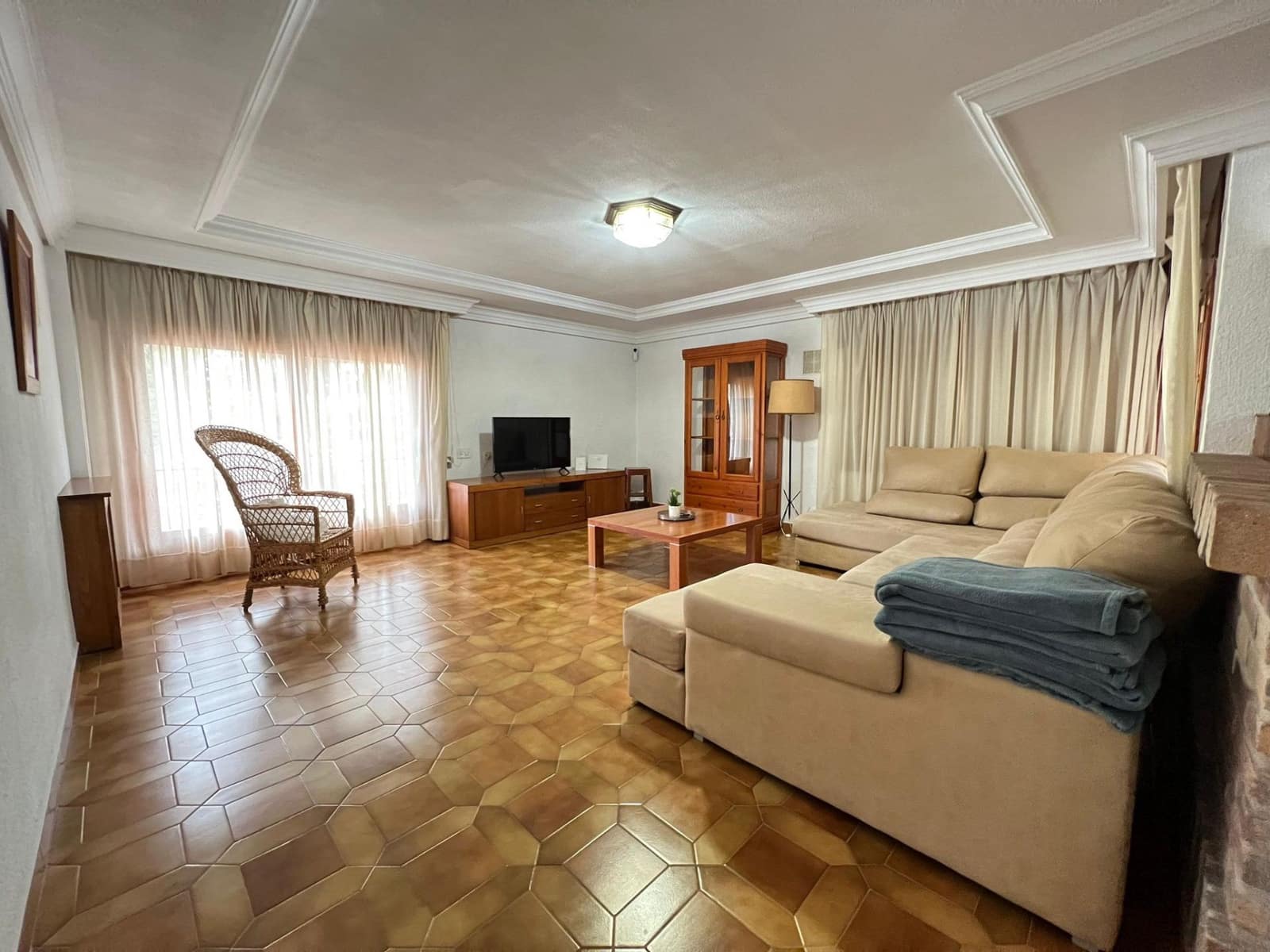 4 Zimmer Villa zu verkaufen in Orihuela Costa mit Pool - 850.000 € (Ref: 9842857)