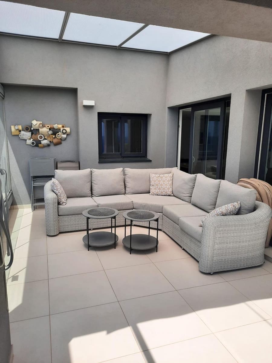 3 chambre Penthouse à vendre à Torrevieja avec piscine - 795 000 € (Ref: 9842860)