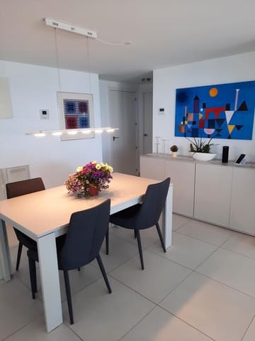 3 chambre Penthouse à vendre à Punta Prima, Torrevieja avec piscine - 795 000 € (Ref: 9842860)