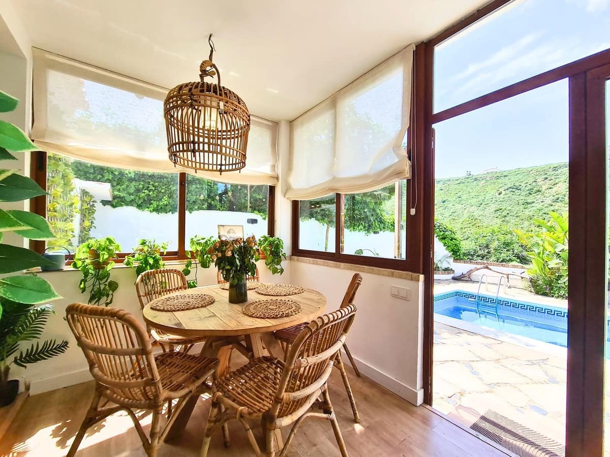 3 Zimmer Villa zu verkaufen in La Duquesa / Puerto de la Duquesa mit Pool Garage - 430.000 € (Ref: 9845292)