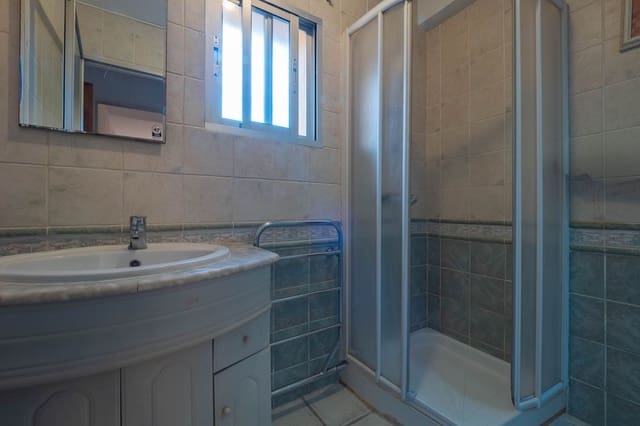 5 bedroom Apartment for sale in Alhaurín el Grande with pool - € 485,000 (Ref: 9845294)