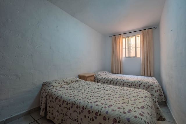 5 bedroom Apartment for sale in Alhaurín el Grande with pool - € 485,000 (Ref: 9845294)