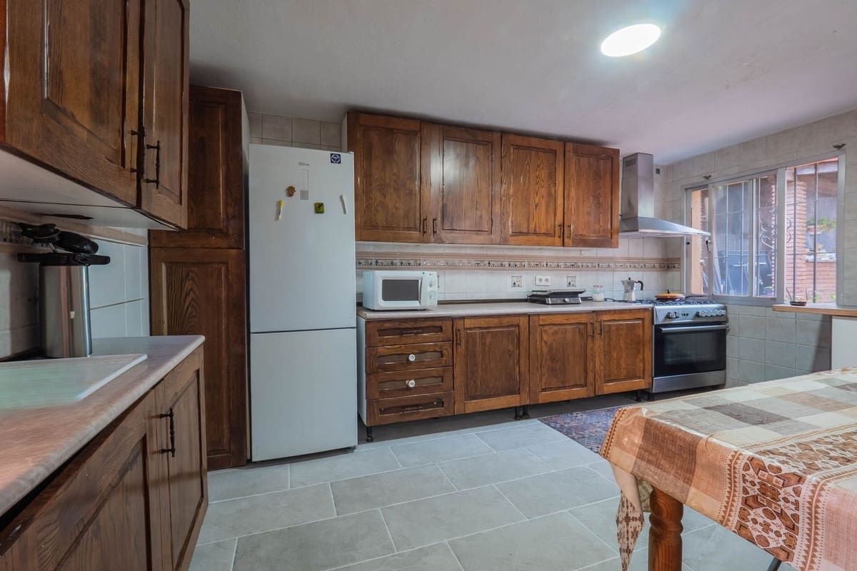 5 makuuhuone Huoneisto myytävänä paikassa Alhaurin el Grande mukana uima-altaan - 485 000 € (Ref: 9845294)