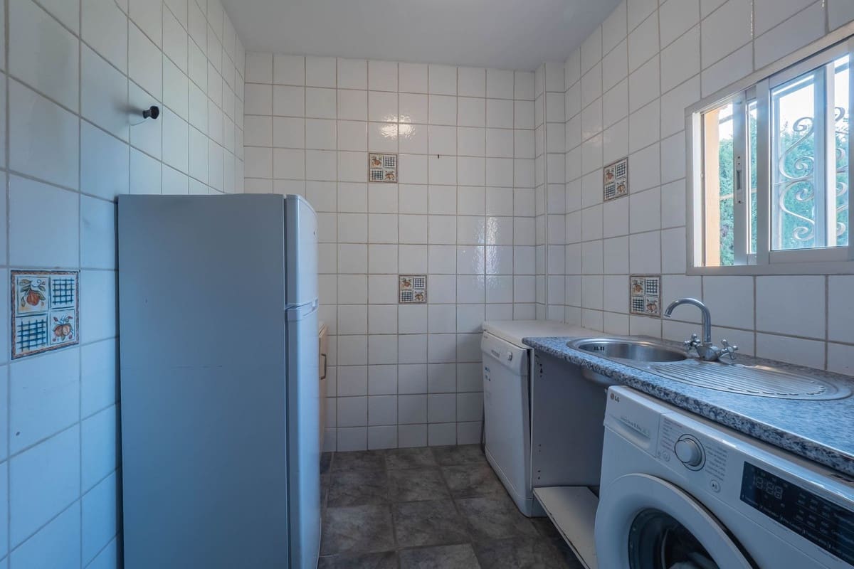 5 makuuhuone Huoneisto myytävänä paikassa Alhaurin el Grande mukana uima-altaan - 485 000 € (Ref: 9845294)