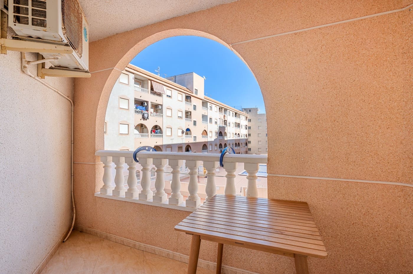 3 soverom Leilighet til salgs i Torrevieja med svømmebasseng - € 169 000 (Ref: 9845299)