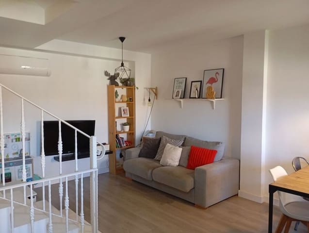 2 soverom Hus til salgs i Zona Pueblo, Guardamar del Segura med svømmebasseng garasje - € 269 000 (Ref: 9845301)