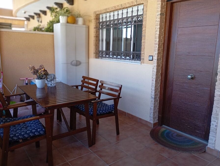 2 bedroom Townhouse for sale in Guardamar del Segura with pool garage - € 269,000 (Ref: 9845301)