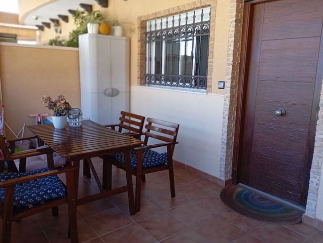 2 soverom Hus til salgs i Zona Pueblo, Guardamar del Segura med svømmebasseng garasje - € 269 000 (Ref: 9845301)