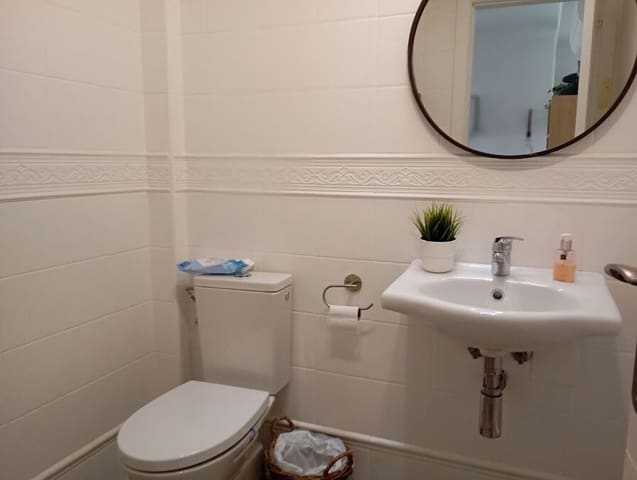 2 soverom Hus til salgs i Zona Pueblo, Guardamar del Segura med svømmebasseng garasje - € 269 000 (Ref: 9845301)