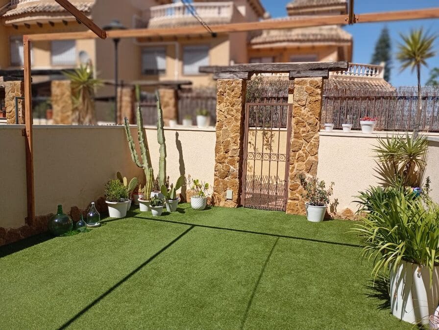 2 bedroom Townhouse for sale in Guardamar del Segura with pool garage - € 269,000 (Ref: 9845301)