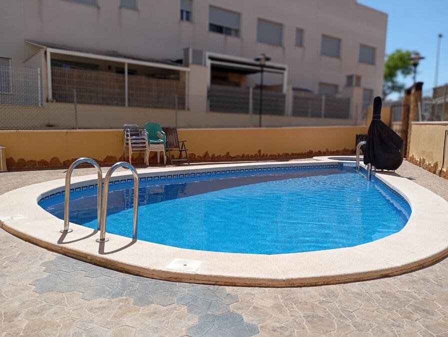 2 bedroom Townhouse for sale in Guardamar del Segura with pool garage - € 269,000 (Ref: 9845301)