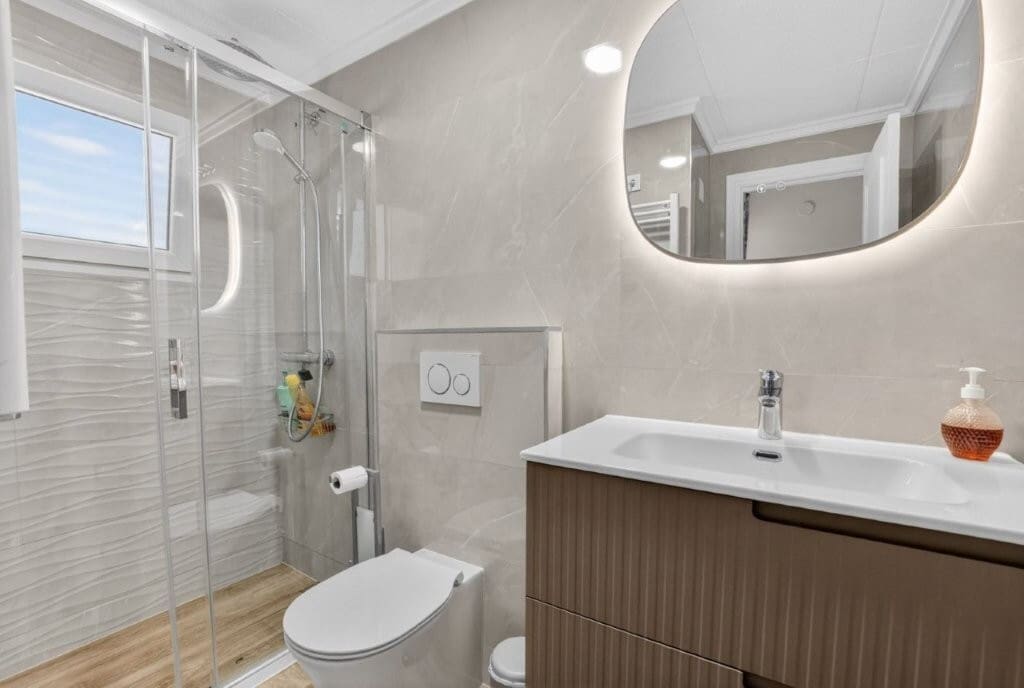 3 bedroom Townhouse for sale in Torrevieja - € 395,000 (Ref: 9845307)