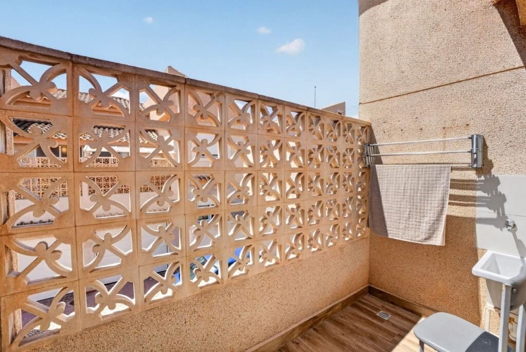 3 bedroom Townhouse for sale in Torrevieja - € 395,000 (Ref: 9845307)