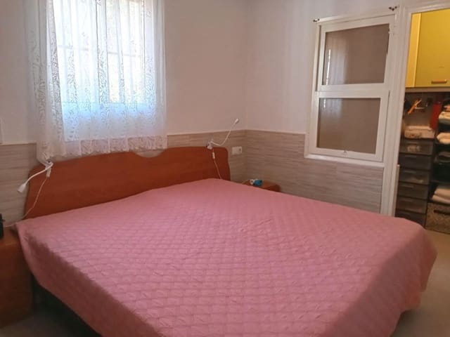 2 bedroom Bungalow for sale in Torrevieja - € 156,000 (Ref: 9845312)