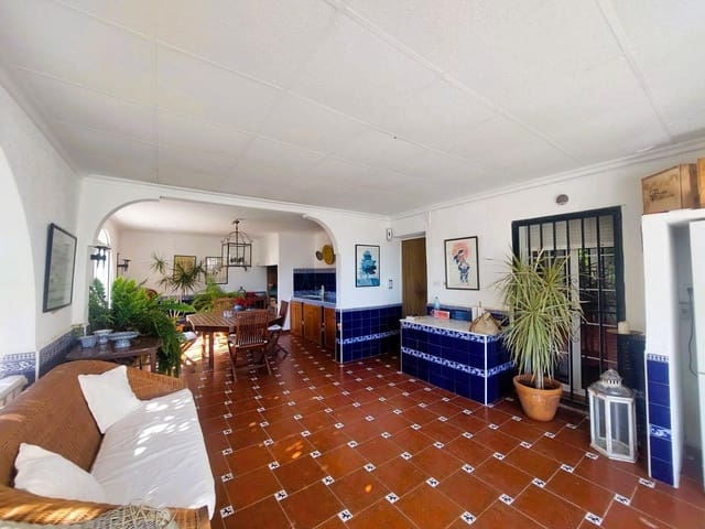 5 soveværelse Finca/Landehus til salg i La Marina, Elche / Elx med garage - € 539.000 (Ref: 9845317)